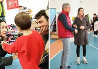 Birce Akalay depremzede çocuklarla ilgilendi