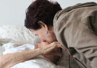 Fatma Girik'in annesi vefat etti