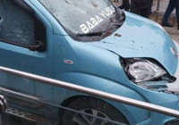 Tramvay yoluna giren kamyonetin çarptığı liseli hayatını kaybetti