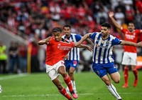 Portekiz devlerine soruşturma açıldı: Benfica, Porto ve Sporting Lizbon'a polis baskını