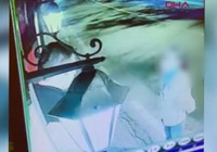 Sezen Aksu'nun yalısına girmeye çalışan takıntılı hayranı kameraya böyle yansıdı