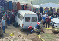 Gümüşhane'de freni boşalan minibüs yola düştü: 3 yaralı