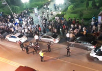 Erzurum'da faytoncular caddeyi kapatarak eylem yaptı