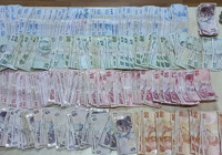 Eskişehir'de dilencinin elindeki poşetten 13 bin 630 lira çıktı