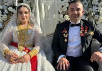Komşu ülkelerden bile katıldılar! Aşiret düğününde takılanlar dudak uçuklattı