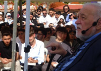 İlber Ortaylı'dan bozuk mikrofon tepkisi: Bu işler kanun nizam yazmakla olmuyor