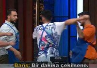 MasterChef tarihinde görülmemiş kavga! Barış ve Barbaros birbirine girdi, Somer Şef önlüğü çıkarmasını istedi