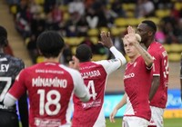 Fransa Ligue 1'de Monaco liderliğini korudu
