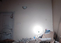 Minibüs evden içeri girdi: Yaralılar var