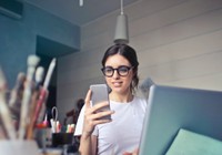 Gençlere ucuz cep telefonu başvuruları başladı