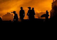 İsrail Gazze'ye bomba yağdırıyor! İnternet ve telefon hizmetleri tamamen kesildi