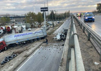 Eskişehir'de 2 TIR art arda köprüden uçtu: 1 ölü, 1 yaralı