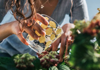 Çiçeğin dibine gömüldüğünde adeta orman çıkıyor; Bu yöntemi duyan hemen deneyecek