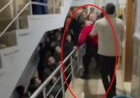 Hırsız, ev sahibini dışarı atıp kapıyı kilitledi! Linçten zor kurtuldu