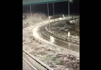 İlk görüntü: Mersin'de yolcu otobüsü devrildi