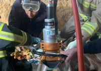 Nişasta fabrikasında elini helezon makinesine kaptıran işçi yaralandı