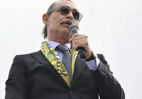Erdal Beşikçioğlu'ndan yerel seçimde büyük sürpriz
