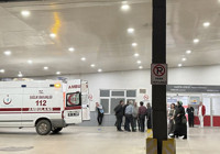 İşçilerle vatandaşlar bir birine girdi: Çok sayıda yaralı var