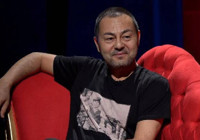 Tanıdıklarından borç mu istedi? Serdar Ortaç'tan açıklama