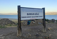 Burdur Gölü kenarına hafriyat ve atık döküldü