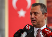 Özgür Özel üstüne basa basa söyledi: "Cumhurbaşkanı adayı olacak mısınız?" sorusuna yanıt