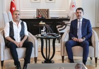 Murat Kurum, sanatçı Haluk Levent'i kabul etti