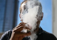 Elektronik sigara kullanıcılarına kötü haber!