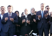 3 Bakan katledilen Narin'in mezarını ziyaret etti