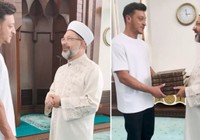 Ali Erbaş, teşekkür için Mesut Özil'i çağırdı: ''Önemli bir iş başardın''