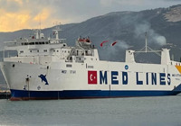 Savaştan kaçan 315 yabancı uyruklu Lübnan’dan Mersin'e geldi