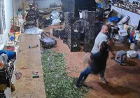 Tek yumrukla komaya sokmuştu: Darbedilen çiçekçinin beyin ölümü gerçekleşti!