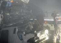 Babasının kullandığı TIR'a arkadan çarptı! Genç sürücü hayatını kaybetti