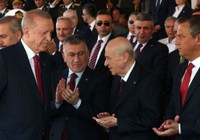Bugün seçim olsa hangi parti ne kadar oy alır?