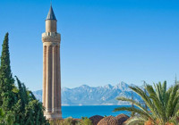 Türkiye'nin 'Pisa Kulesi' olduğunu biliyor muydunuz? Tarihi yapıda 35 santimetrelik eğilme tespit edildi