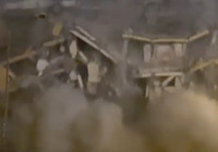 Gaziantep'te 6 katlı bina yıkım sırasında çöktü; o anlar kamerada