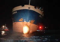 Mersin'de yan yatan gemi için tahliye işlemi başlatıldı