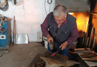 Ocak başında 60 yıldır demir dövüyor