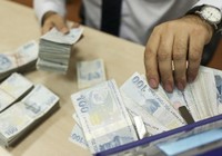 Merkez Bankası faiz indirimine gitti: Konut ve taşıt kredileri hareketlendi