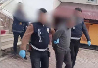 Sivas'ta TIR'ın dorsesinden 26 kaçak göçmen çıktı