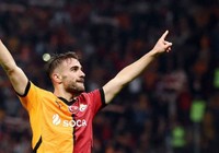 Galatasaray'dan Yunus Akgün kararı: Premier Lig devi talip oldu