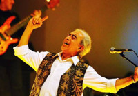 Sanatçı Edip Akbayram'dan üzen haber: Yoğun bakıma alındı