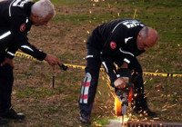 Kanalizasyondan gelen çocuk sesi alarma geçirdi!