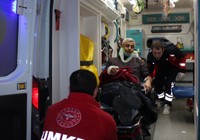 Lastiği patlayan otomobil şarampole devrildi: 5 yaralı