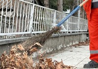 Temizlik işçisinden örnek davranış... Bulduğu 30 bin doları sahibine ulaştırdı