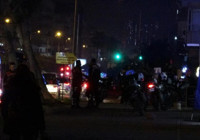 Otomobille çarpışan motosikletteki polis yaralandı