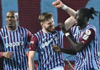 Trabzonspor, sahasında Sivasspor'u 4-0 mağlup etti