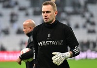 Beşiktaş'ta Mert Günok, "dalya" heyecanı yaşadı