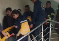 Mardin'de asansör kabini düştü: 4 kişi yaralandı