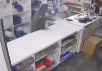 Cezaevinden izinli çıkıp hırsızlık yaptı; o anlar kamerada