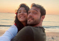 Aybüke Pusat'a bir şok daha: Sevgilisi de TRT dizisinden çıkarıldı